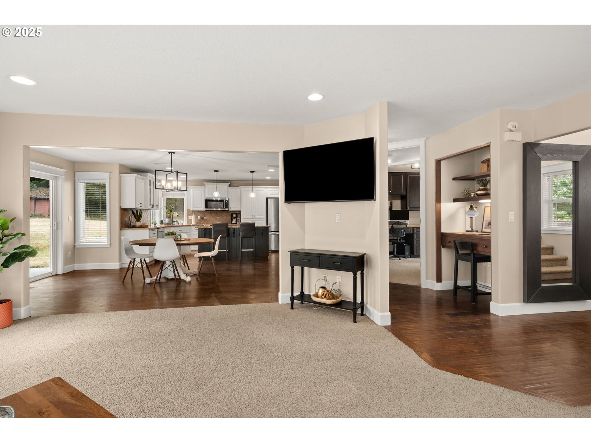 20504 Northeast 40th Avenue Ridgefield, WA 98642 - Photo 10 of 48