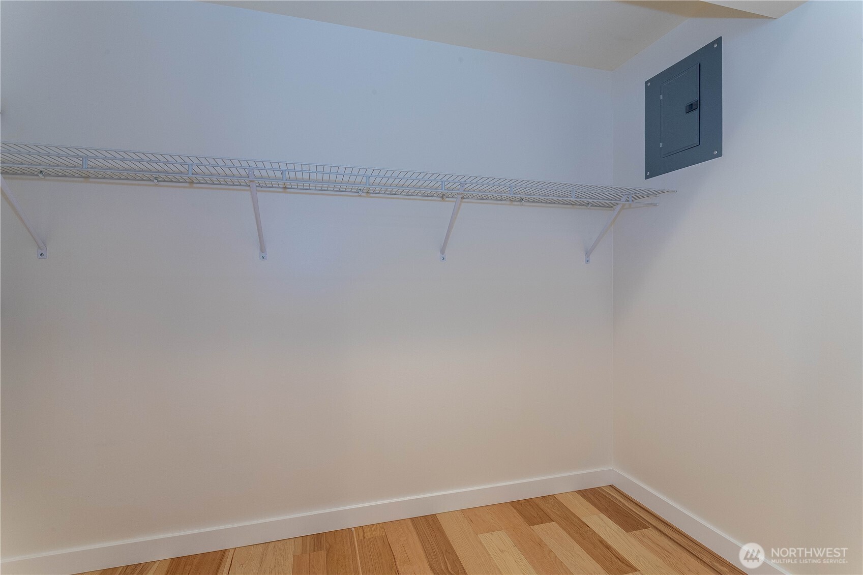 3905 Northeast 6th Street Renton, WA 98056 - Photo 21 of 31