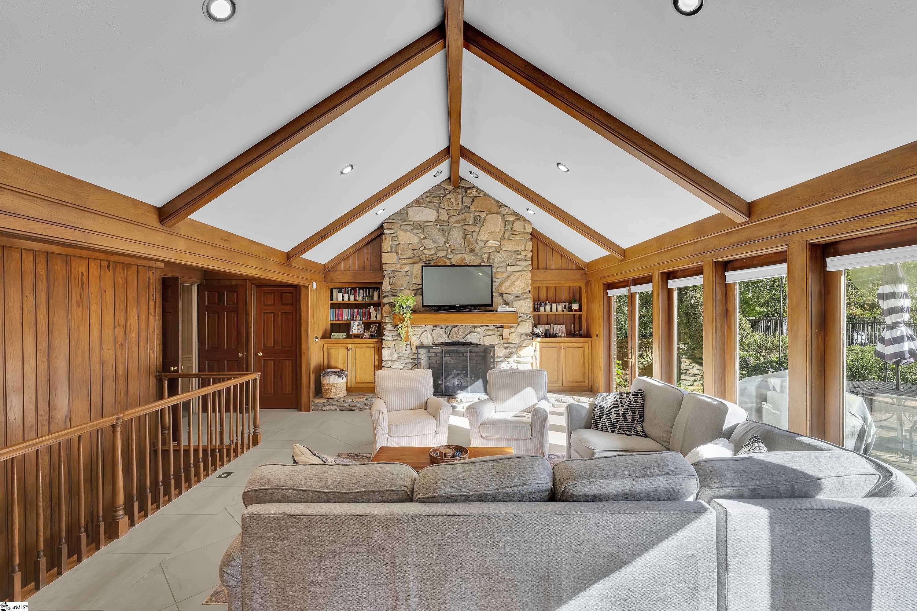 102 Graystone Road Greenville, SC 29615 - Photo 34 of 50