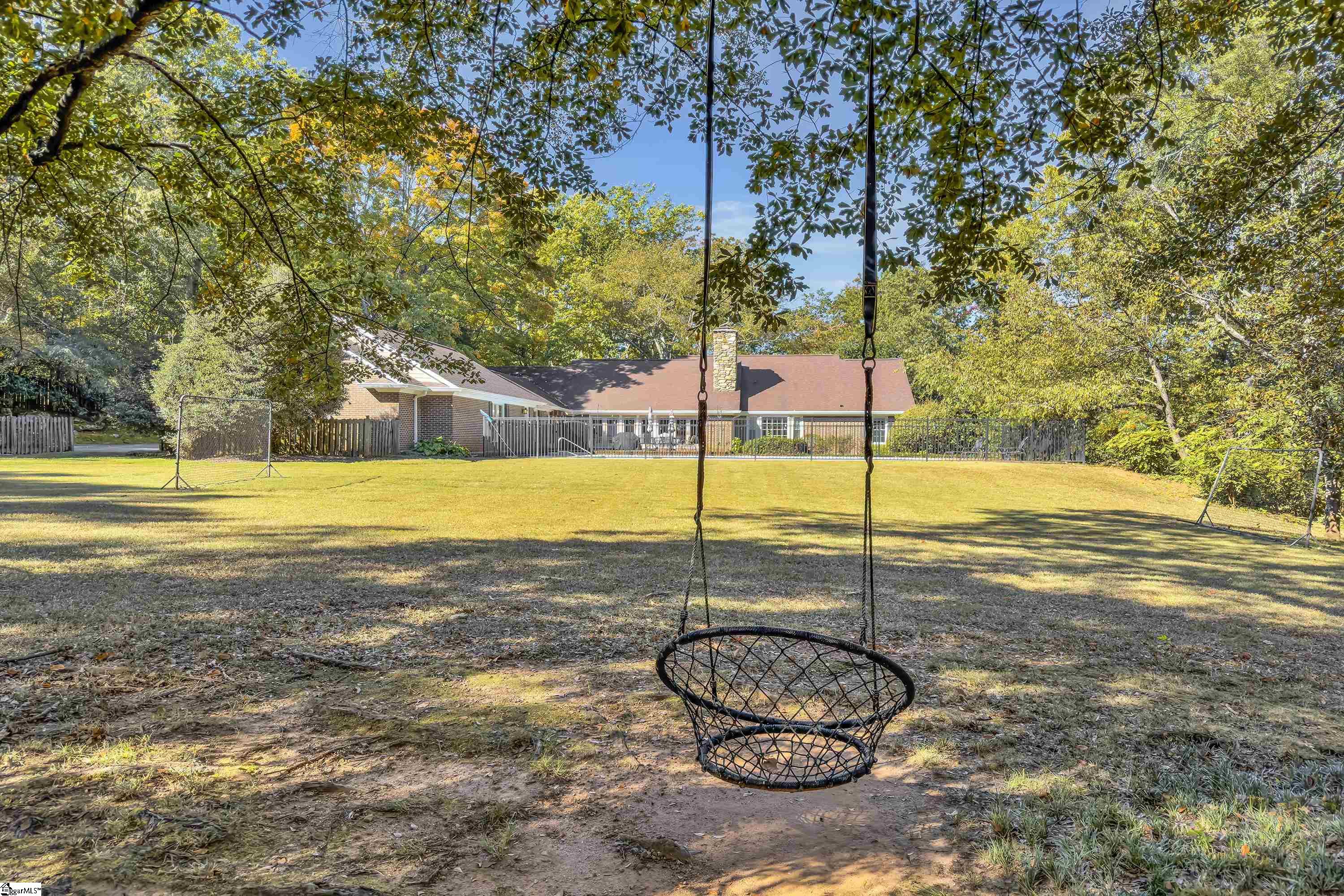 102 Graystone Road Greenville, SC 29615 - Photo 45 of 50