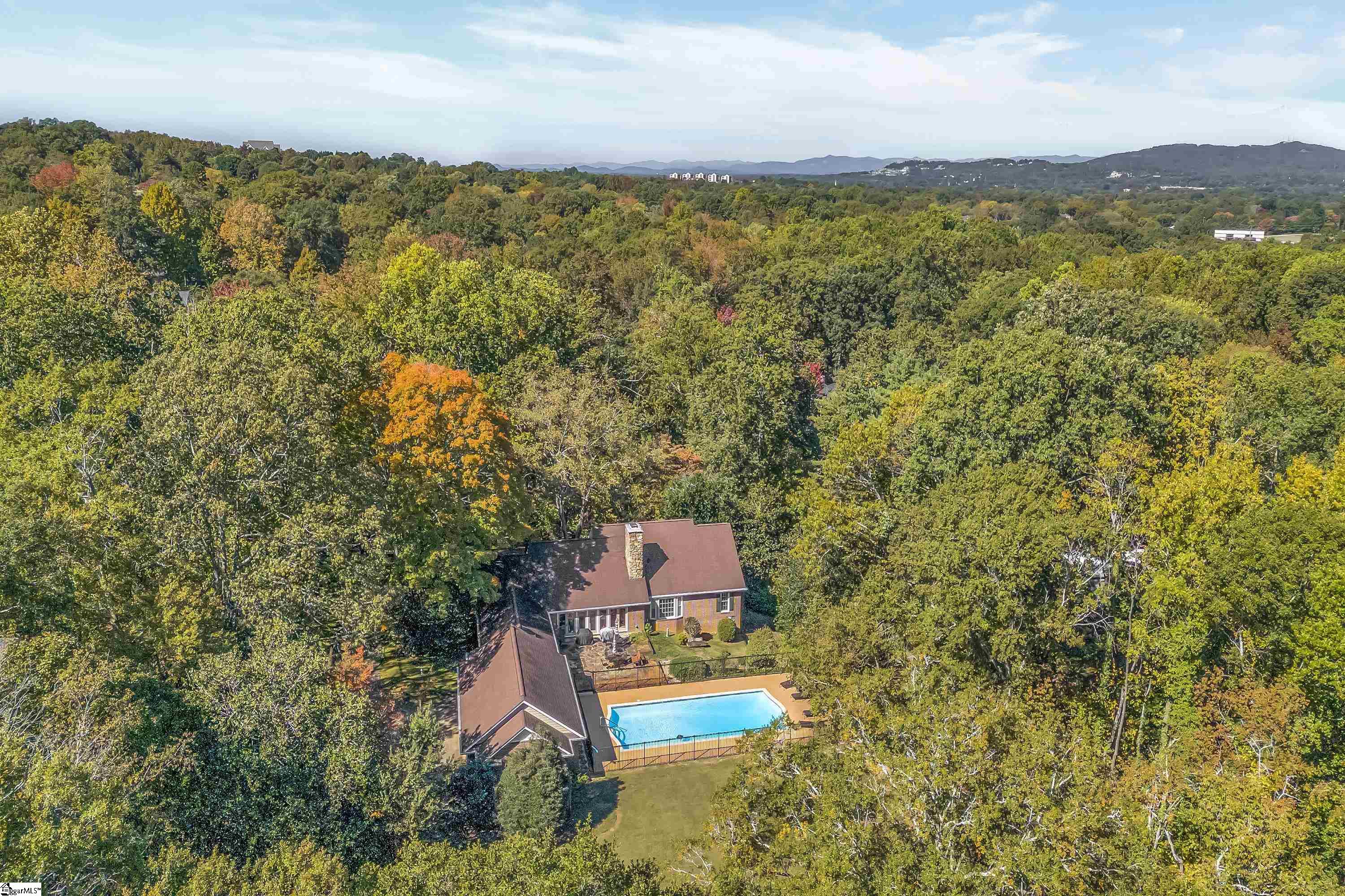 102 Graystone Road Greenville, SC 29615 - Photo 47 of 50