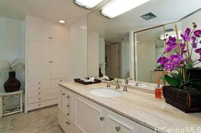 $7,500 | 4999 Kahala Avenue, Unit 450, Honolulu, HI 96816