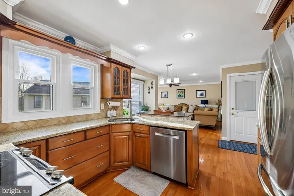 $665,000 | 11413 Honeybear Lane, Germantown, MD 20876