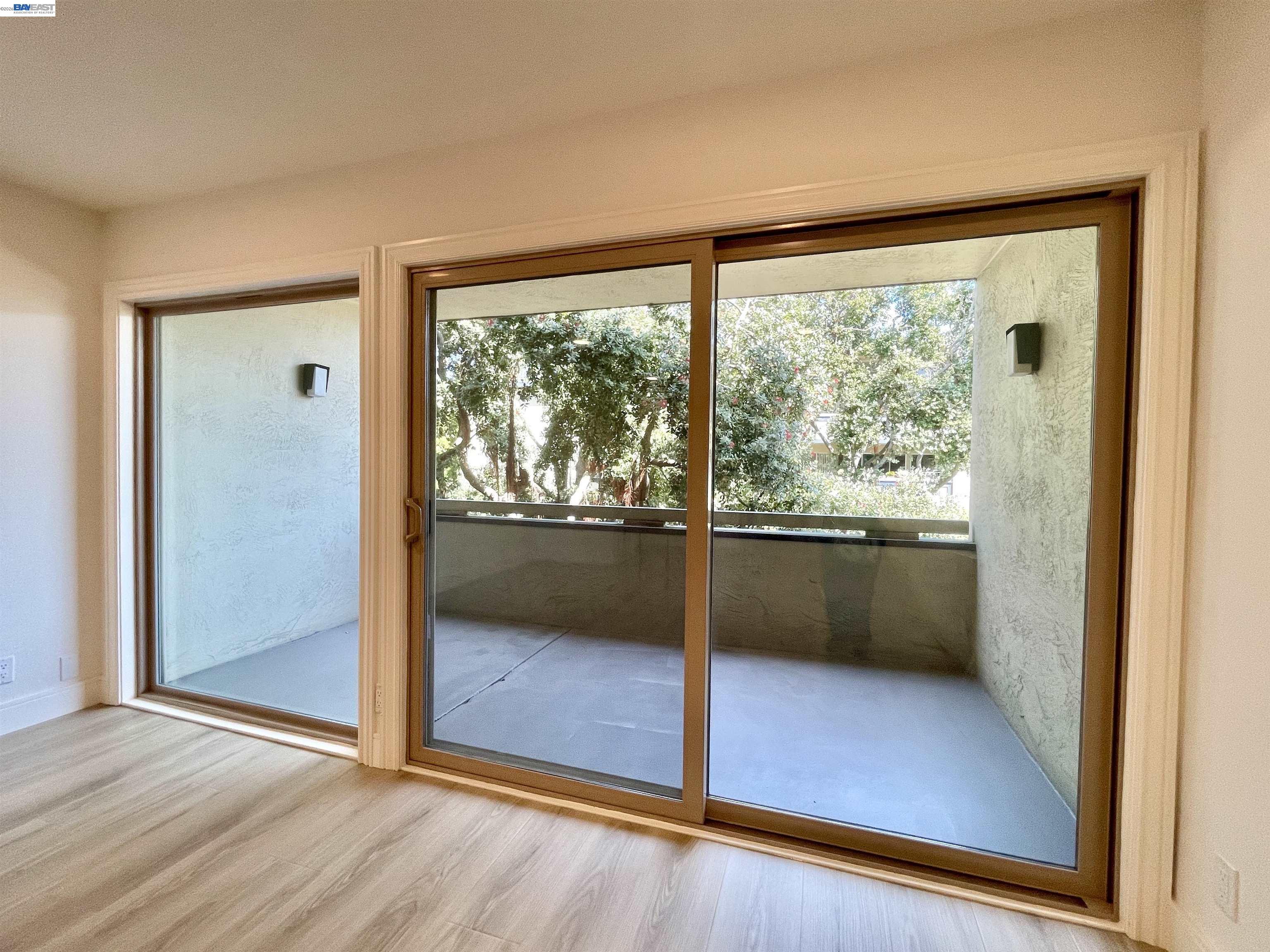 965 Shorepoint Court, Unit 200 Alameda, CA 94501 - Photo 12 of 36