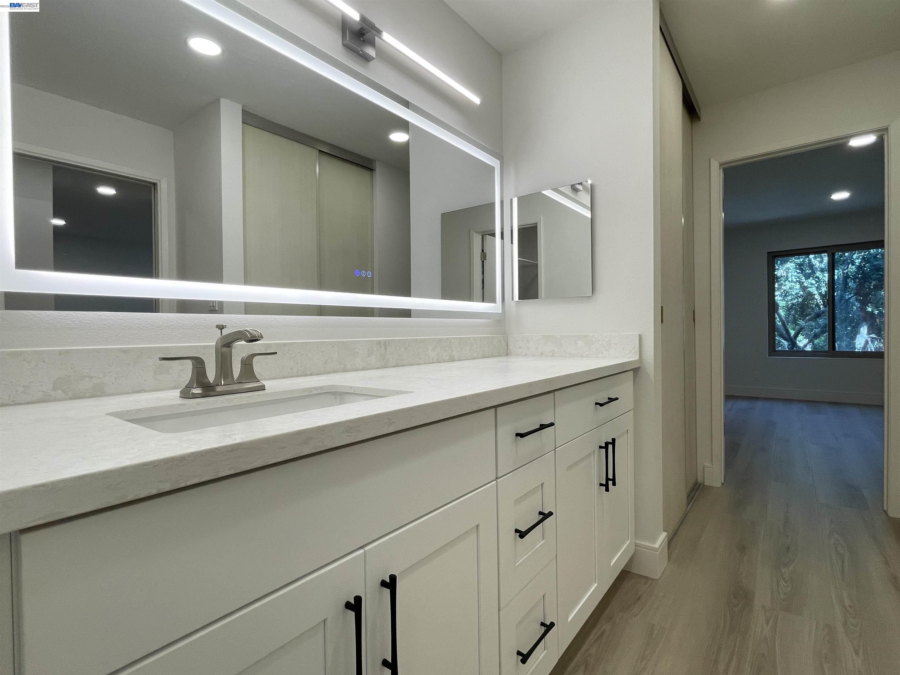 965 Shorepoint Court, Unit 200 Alameda, CA 94501 - Photo 18 of 36