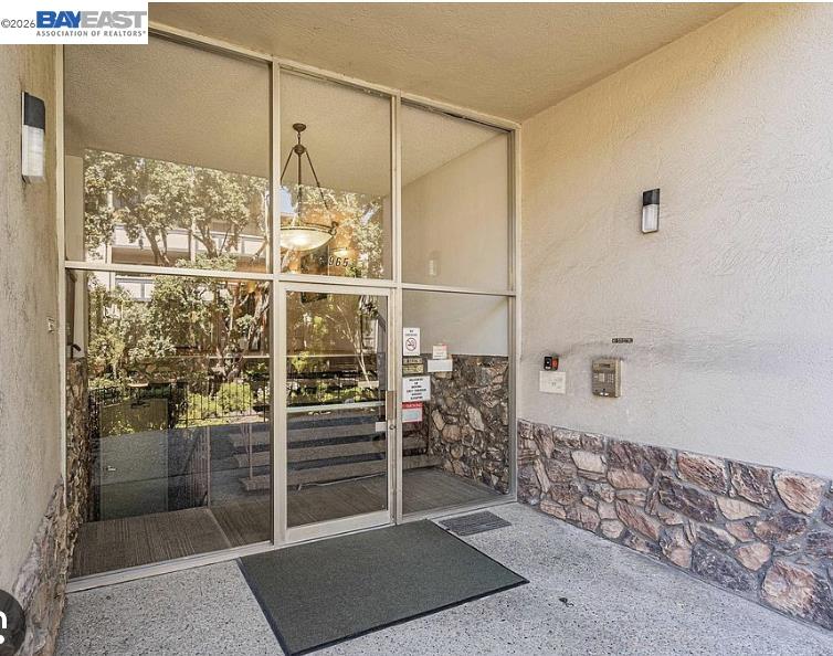 965 Shorepoint Court, Unit 200 Alameda, CA 94501 - Photo 3 of 36