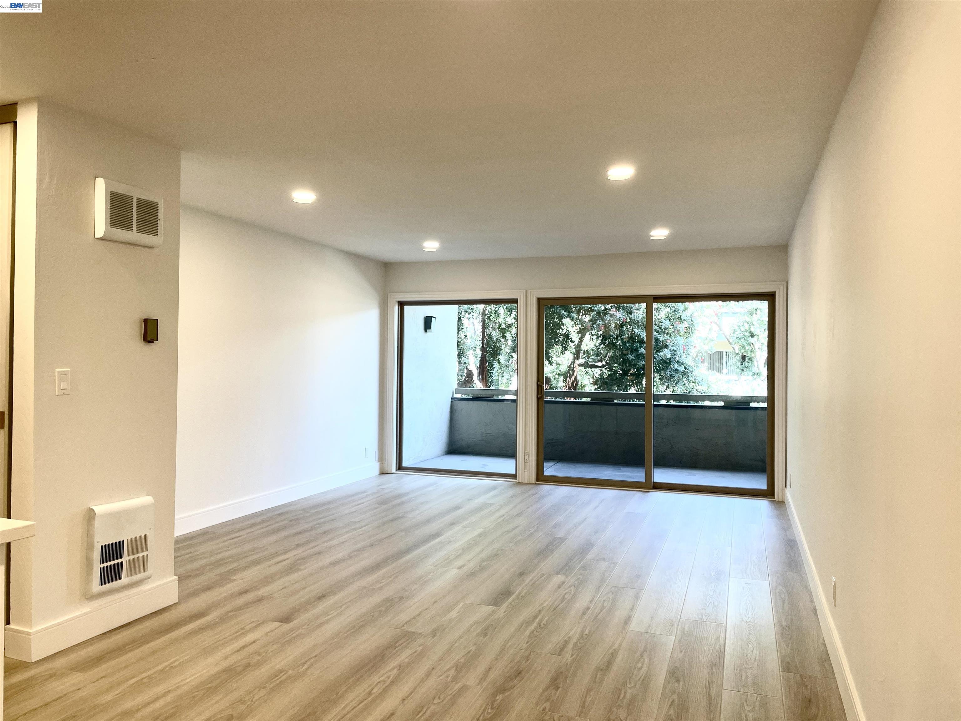 965 Shorepoint Court, Unit 200 Alameda, CA 94501 - Photo 10 of 36