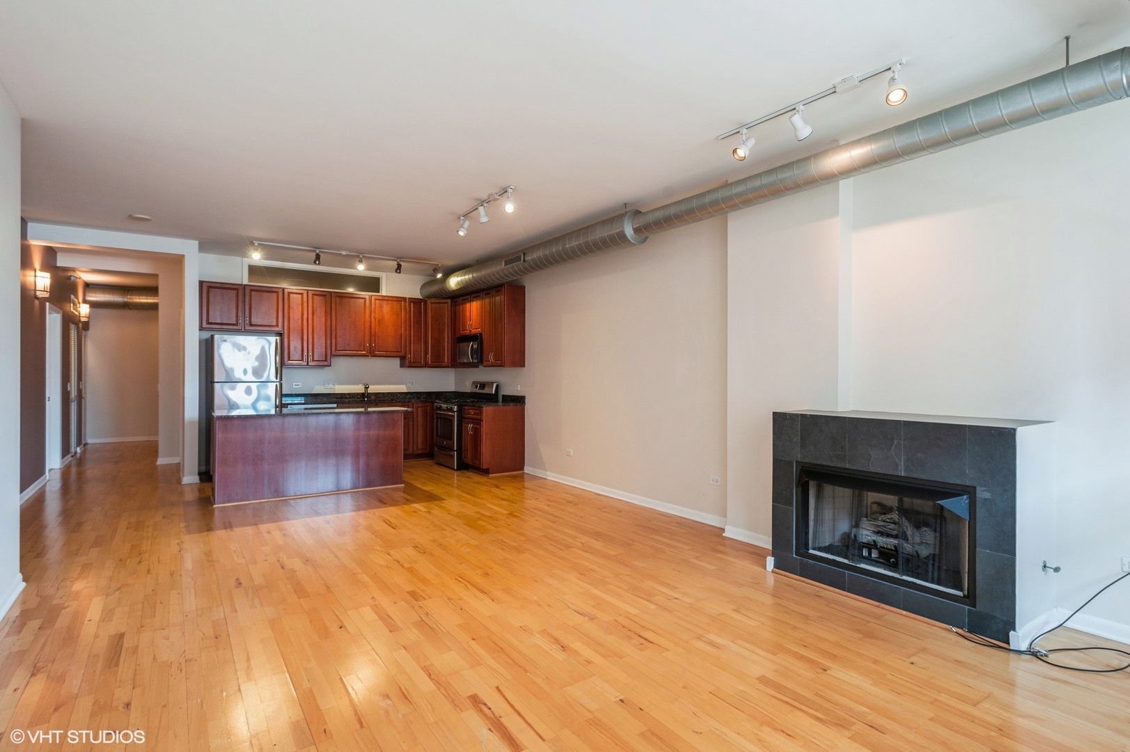 1200 West Monroe Street, Unit 406 Chicago, IL 60607 - Photo 3 of 11