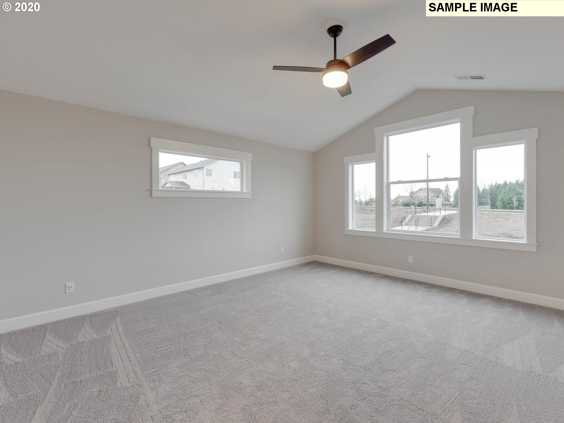 38484 Maple Street Sandy, OR 97055 - Photo 8 of 25