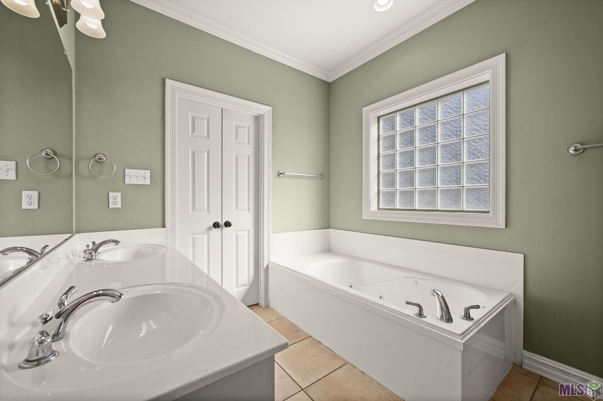 10204 Springrose Avenue Baton Rouge, LA 70810 - Photo 9 of 15 Gallery Image 9