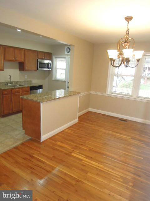 1915 Swansea Road Baltimore, MD 21239 - Photo 5 of 30 Dining Room