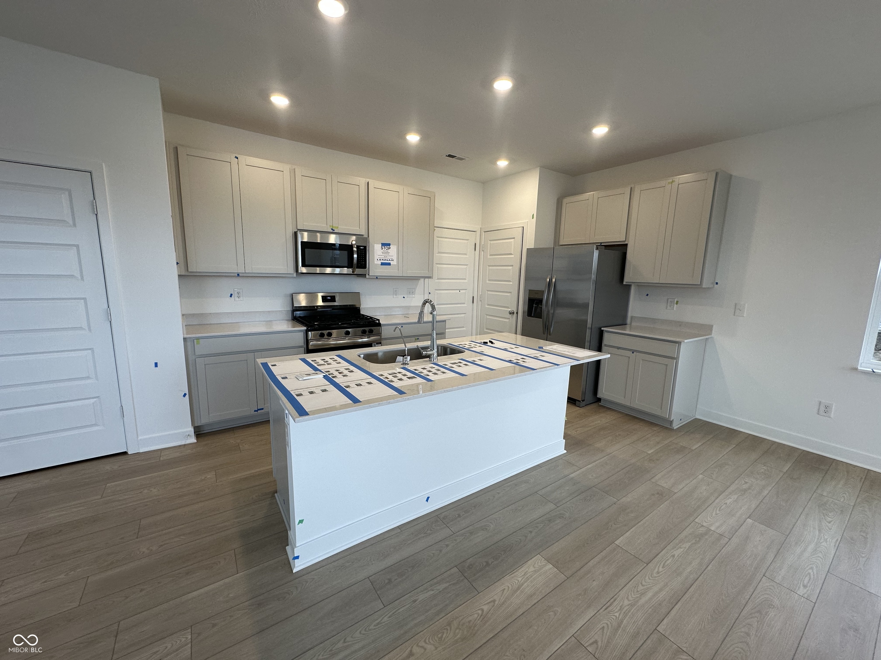 12768 South Rim Drive Noblesville, IN 46060 - Photo 7 of 28