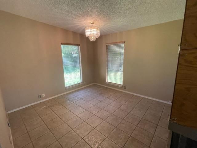 2808 39th Street Lubbock, TX 79413 - Photo 5 of 16 Photo 5