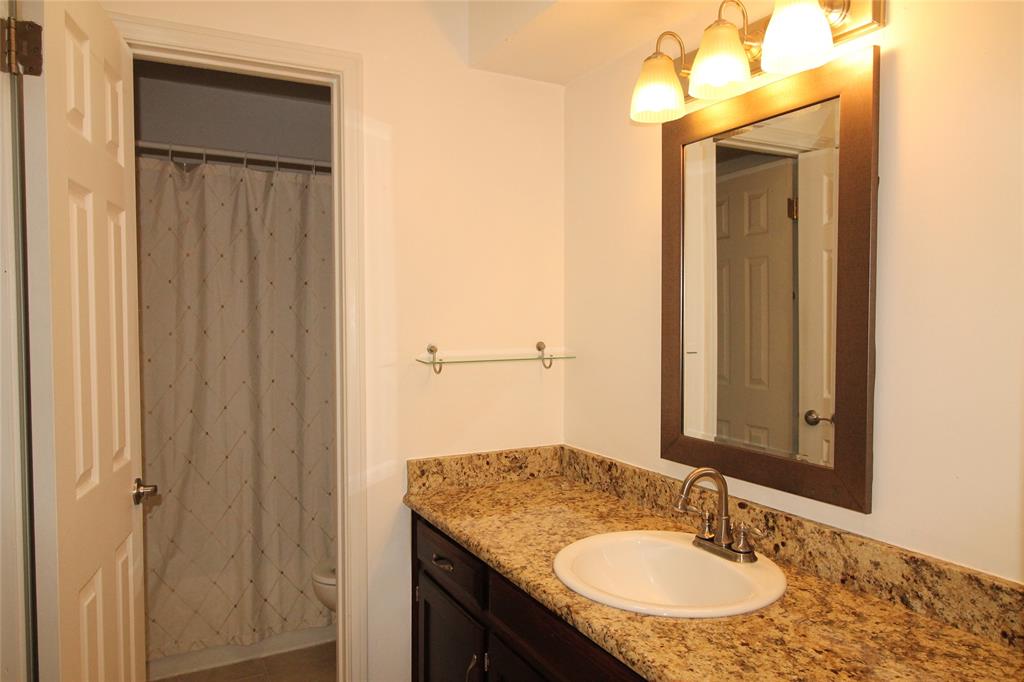 1714 Redbud Lane Euless, TX 76039 - Photo 15 of 23