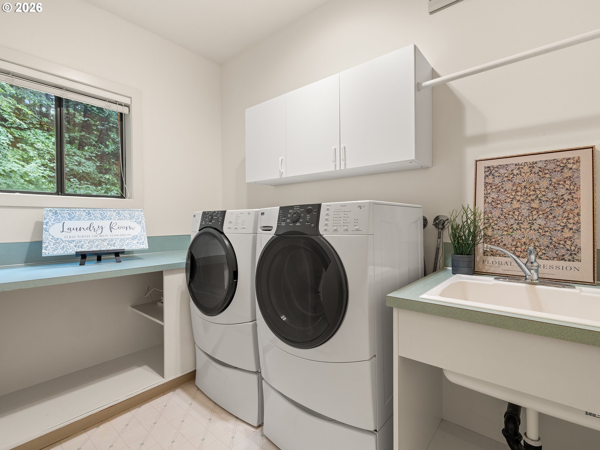 14718 Northeast Bonanza Road Brush Prairie, WA 98606 - Photo 27 of 48 Laundry