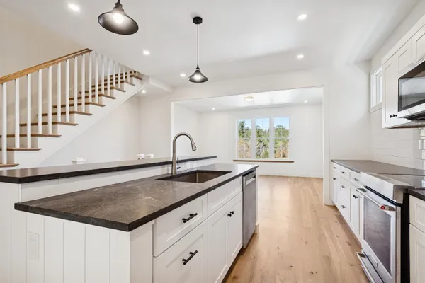 $995,000 | 26 Mt Peg Road, Unit C, Woodstock, VT 05091