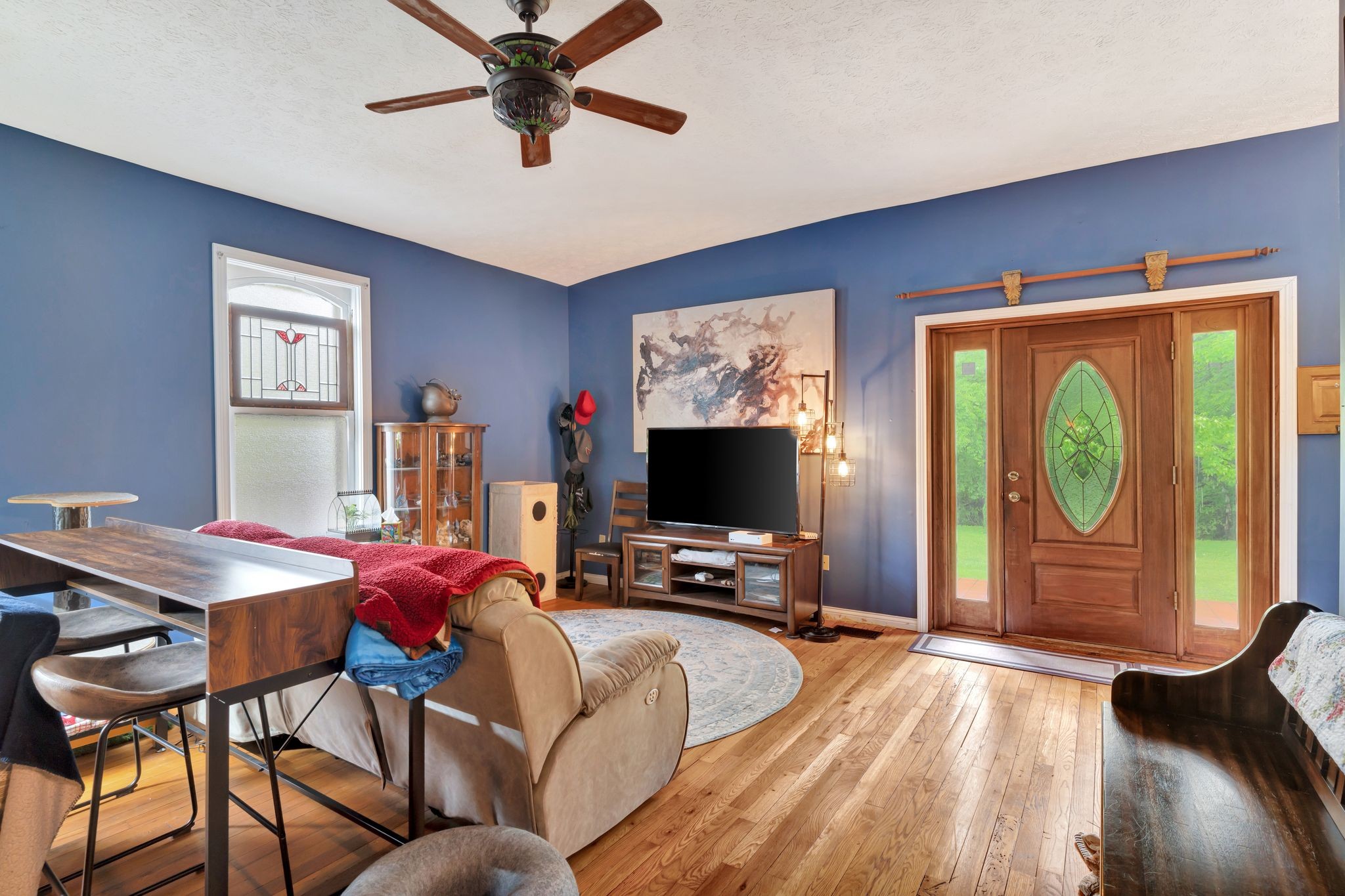 1005 Les Brown Road Bethpage, TN 37022 - Photo 11 of 57 a workspace with furniture and window