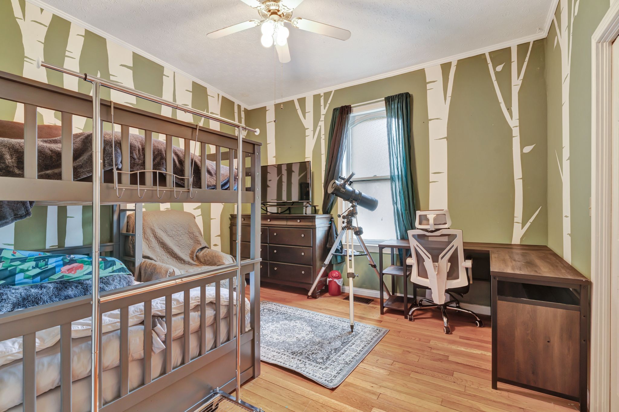 1005 Les Brown Road Bethpage, TN 37022 - Photo 17 of 57 a view of a room with gym equipment