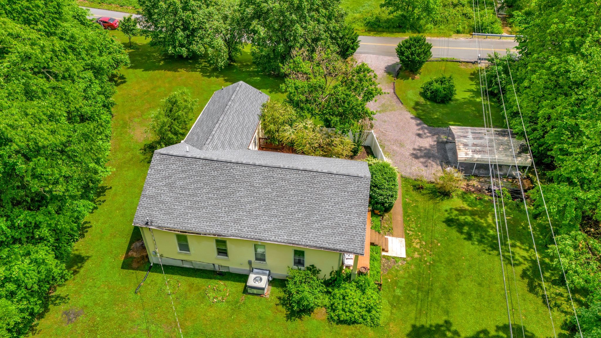 1005 Les Brown Road Bethpage, TN 37022 - Photo 42 of 57 an aerial view of a house