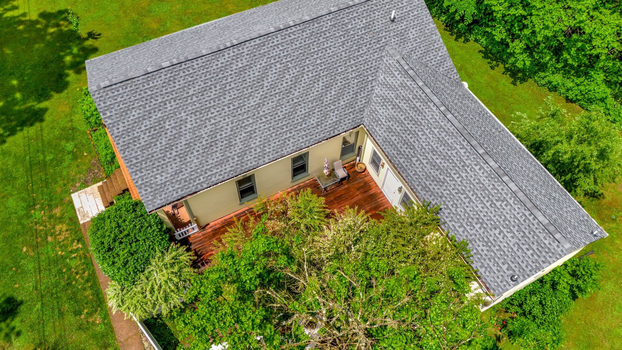 1005 Les Brown Road Bethpage, TN 37022 - Photo 43 of 57 a aerial view of a house with a yard and plants
