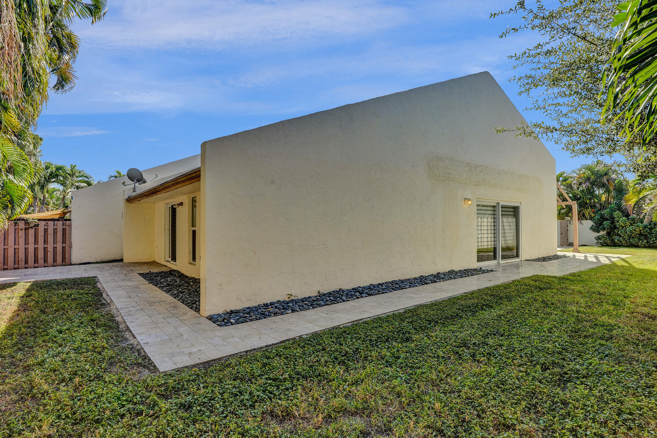 21760 Contado Road Boca Raton, FL 33433 - Photo 39 of 42 DSC07353