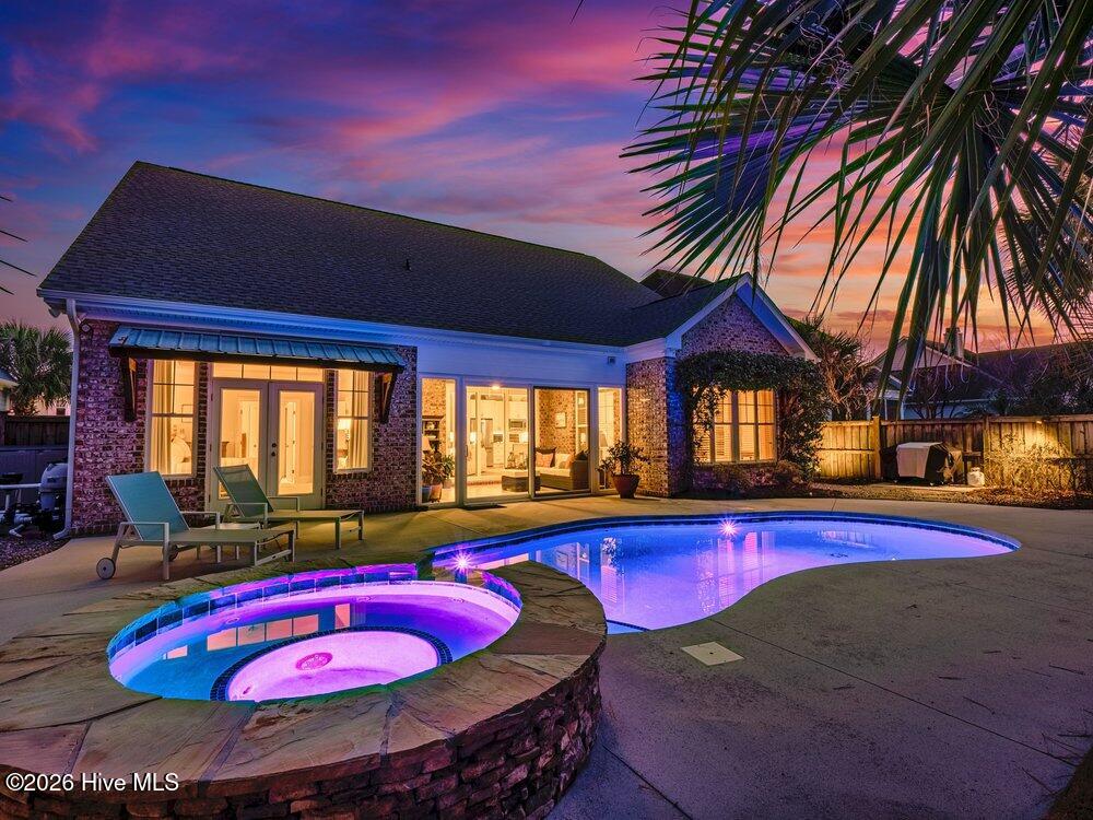 637 Tanbridge Road Wilmington, NC 28405 - Photo 7 of 69 Saltwater Gunite pool & hot tub