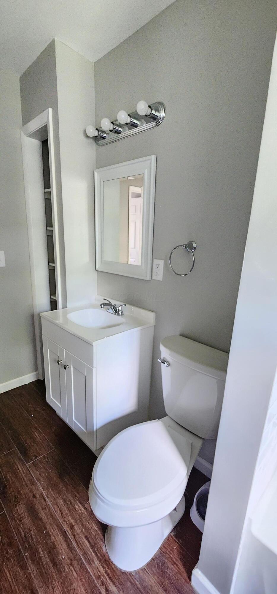 3322 Norwalk Road Columbus, OH 43207 - Photo 26 of 33 Bathroom