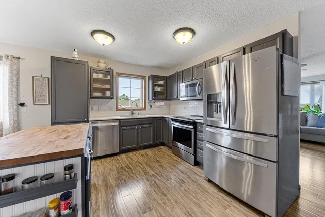 $325,000 | 2115 Turpin Street, St. Peter, MN 56082