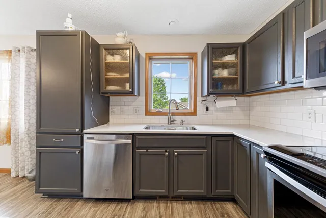 $325,000 | 2115 Turpin Street, St. Peter, MN 56082