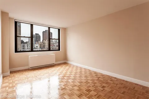 $5,200 | 201 East 87th Street, Unit 15E | Upper East Side