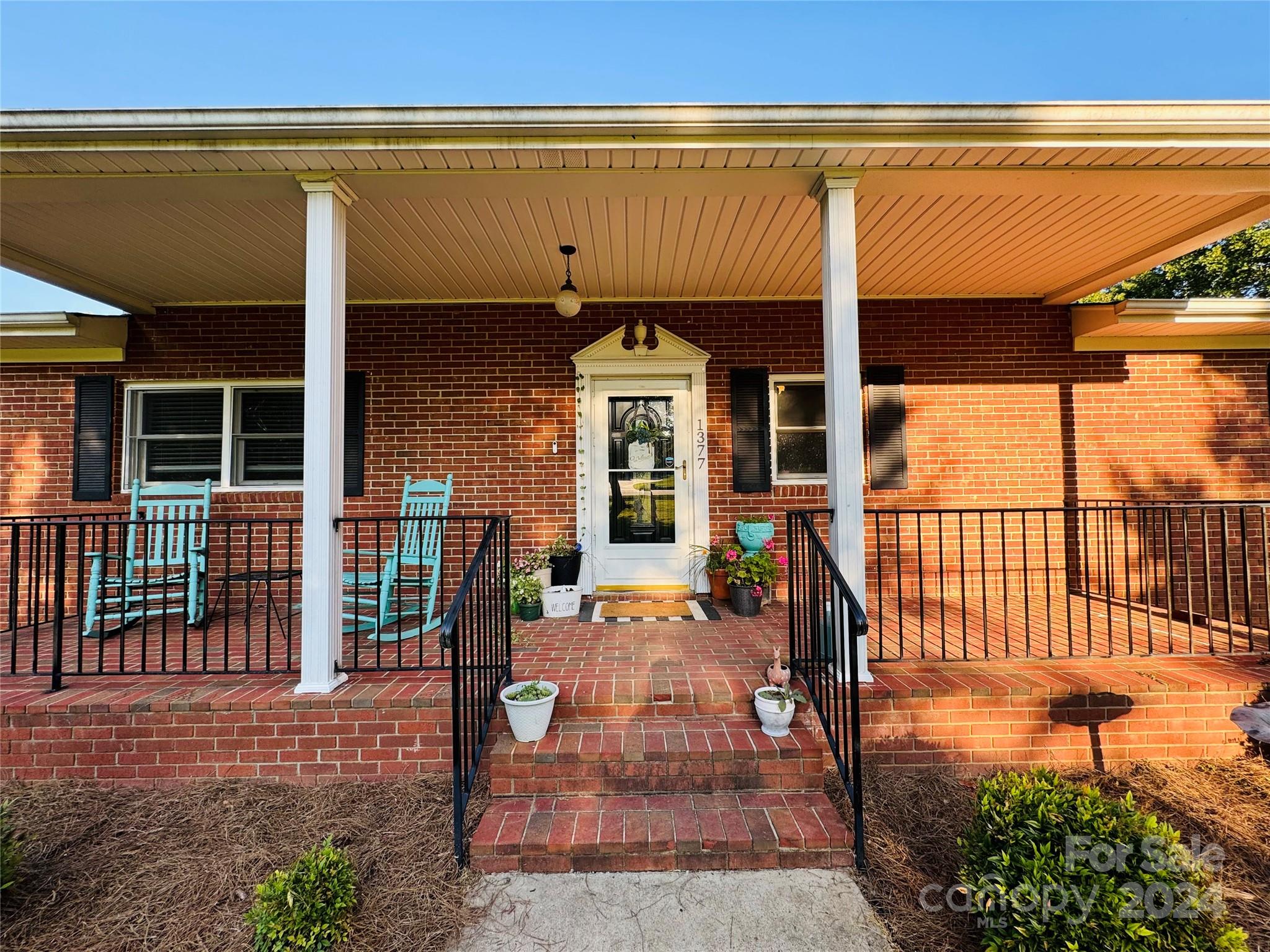 1377 Conley Road Morganton, NC 28655 - Photo 3 of 43