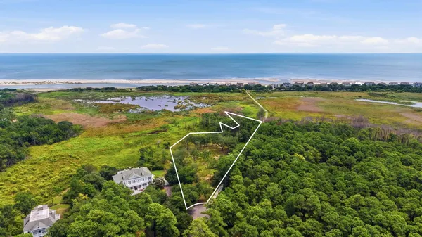 $1,375,000 | 279 Midden Lane, Pawleys Island, SC 29585