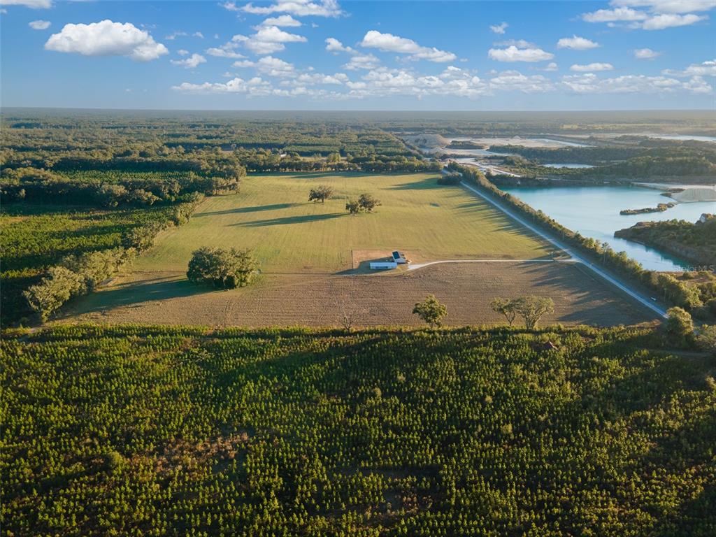 4 Northwest 202nd Street Newberry, FL 32669 - Photo 5 of 12 a view of a lake with a city