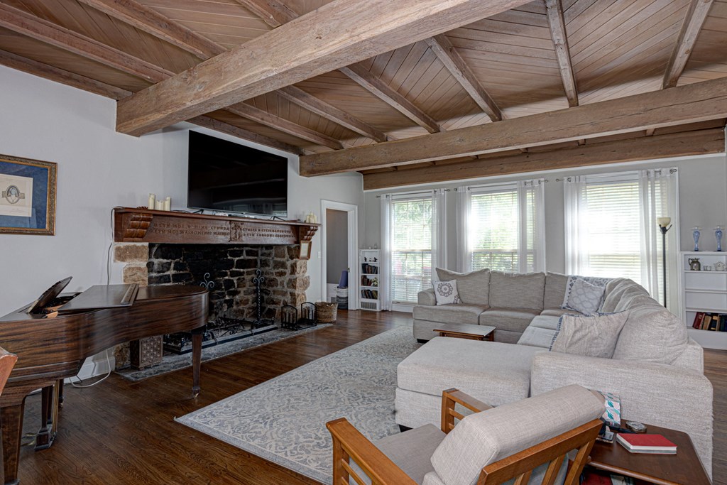 418 Oak Road Warm Springs, GA 31830 - Photo 13 of 44 Gallery Image 13