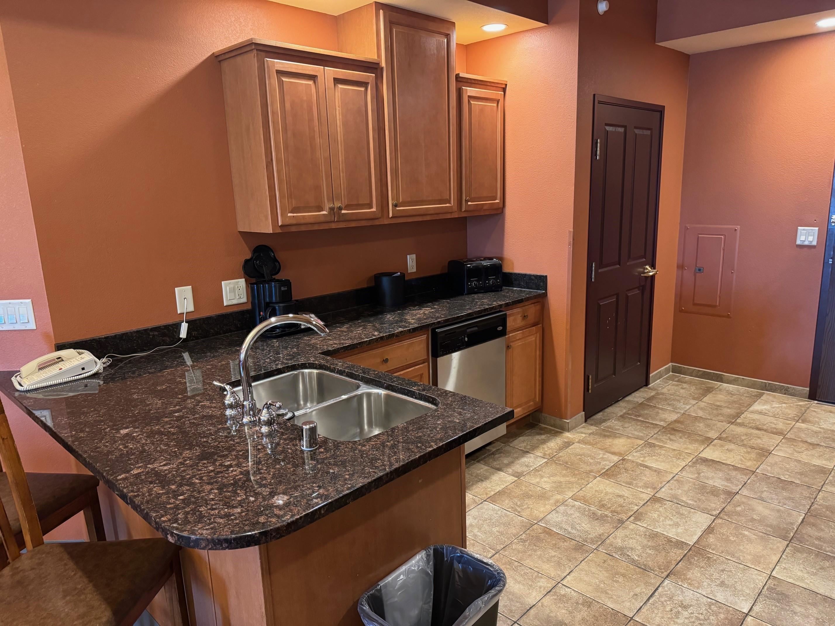 2411 River, Unit 2650 Wisconsin Dells, WI 53965 - Photo 2 of 33