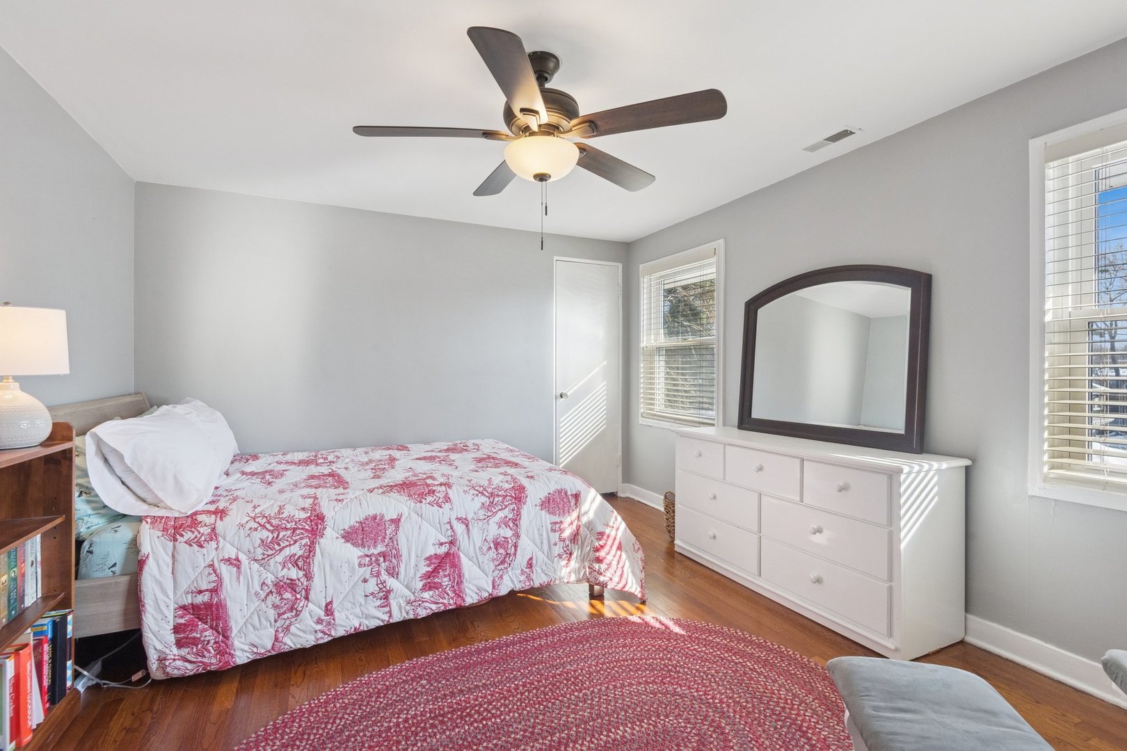 8646 East Prairie Road Skokie, IL 60076 - Photo 19 of 29