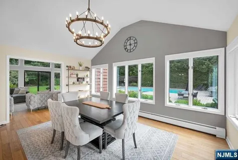 $2,500,000 | 739 Shoshone Trail, Franklin Lakes, NJ 07417