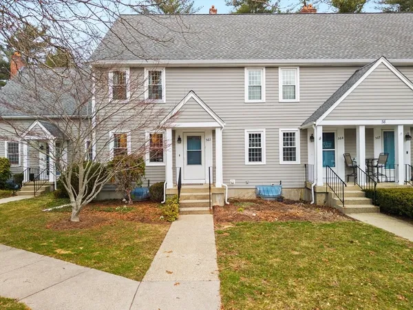 $369,900 | 561 Twin Lakes Drive, Unit 561, Halifax, MA 02338