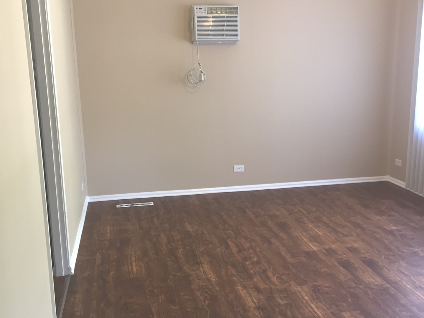 2407 Sunset Road Hazel Crest, IL 60429 - Photo 3 of 7 a view of an empty room