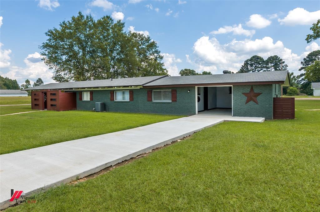 300 South Main Street Springhill, LA 71075 - Photo 2 of 38