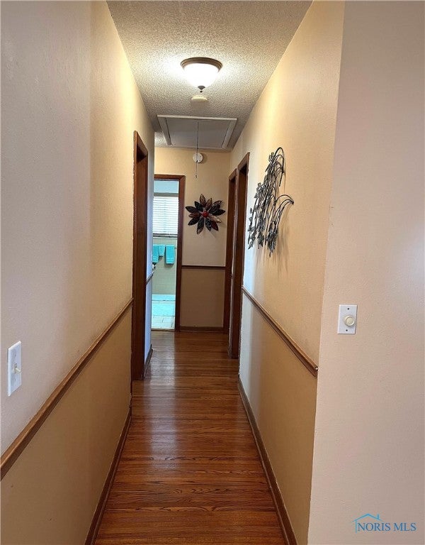 13300 Five Point Road Perrysburg, OH 43551 - Photo 11 of 32 HALLWAY TO BEDROOMS W/ PULL DOWN ATTIC!