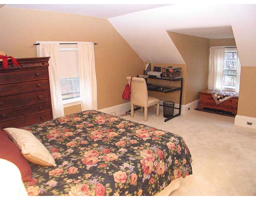 18 Glen Road Winchester, MA 01890 - Photo 14 of 23