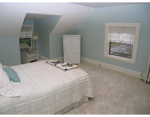 18 Glen Road Winchester, MA 01890 - Photo 16 of 23
