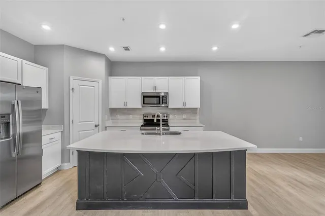 $2,500 | 2126 Crystal Bell Street, Orlando, FL 32824