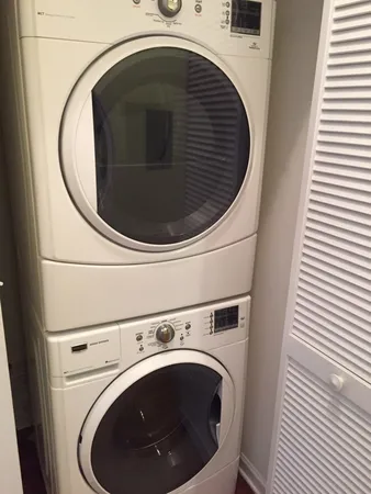 $2,800 | 1919 South Michigan Avenue, Unit 202, Chicago, IL 60616