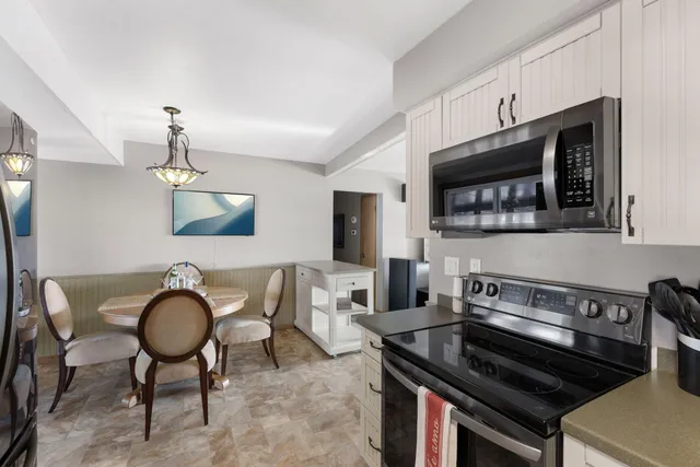 $579,900 | 21030 Olson Road, Norway, WI 53126