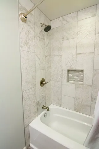 $415,900 | 1088 Shermer Road, Glenview, IL 60025