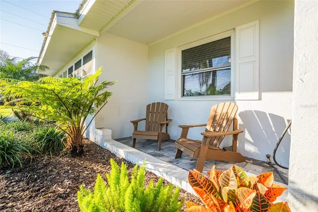 a living room filled with furniture