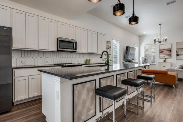 $2,850 | 1409 Bonsmara Drive, Northlake, TX 76247