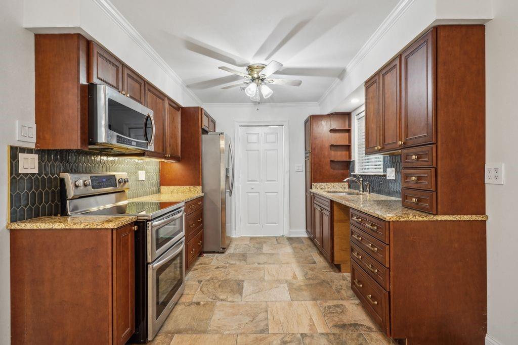 1812 Lafitte Street Laplace, LA 70068 - Photo 7 of 23
